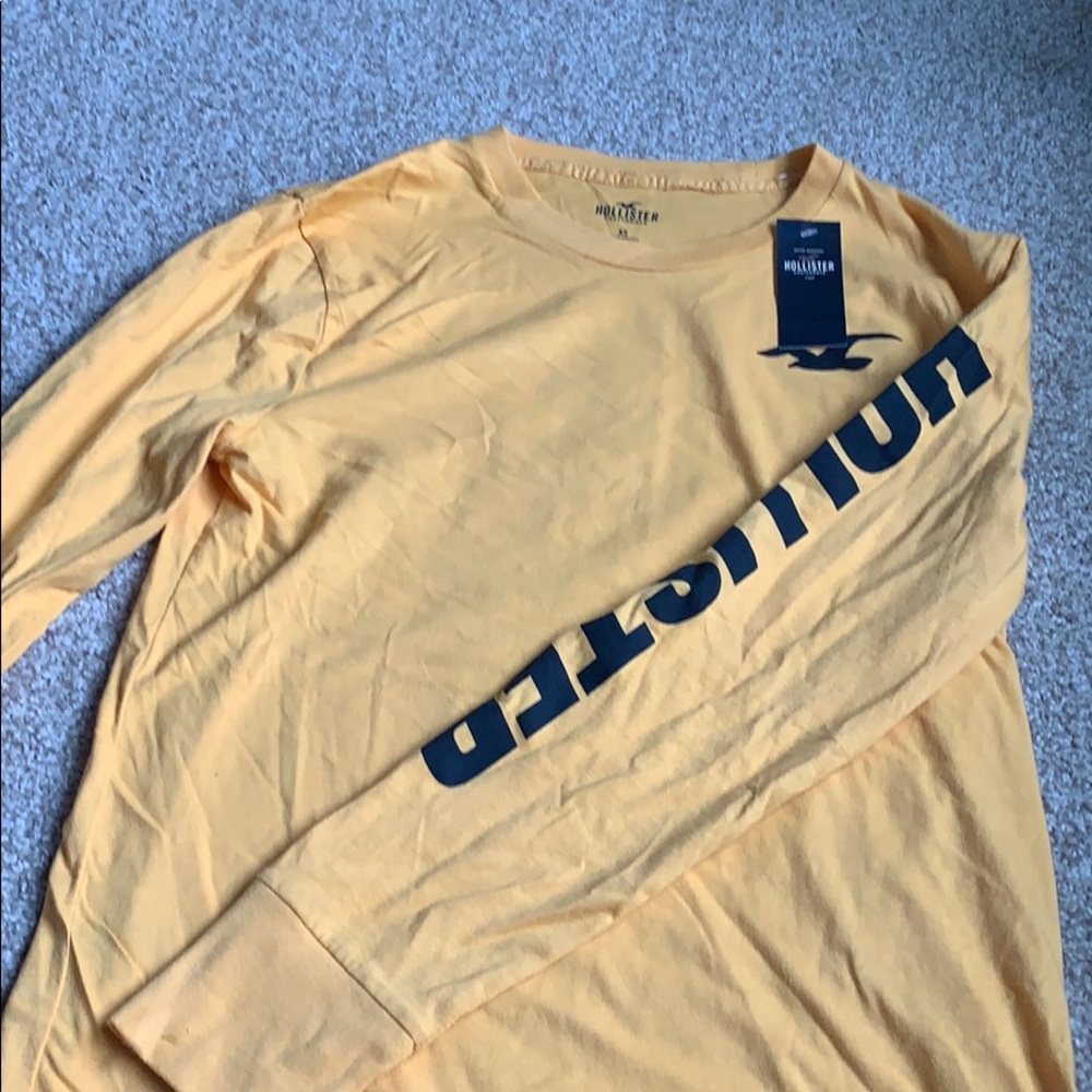 NWT Orange Hollister Shirt (XS)